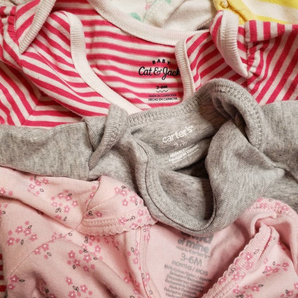 BUNDLE of 5 assorted girls 3-6 months onesies - Picture 4 of 5